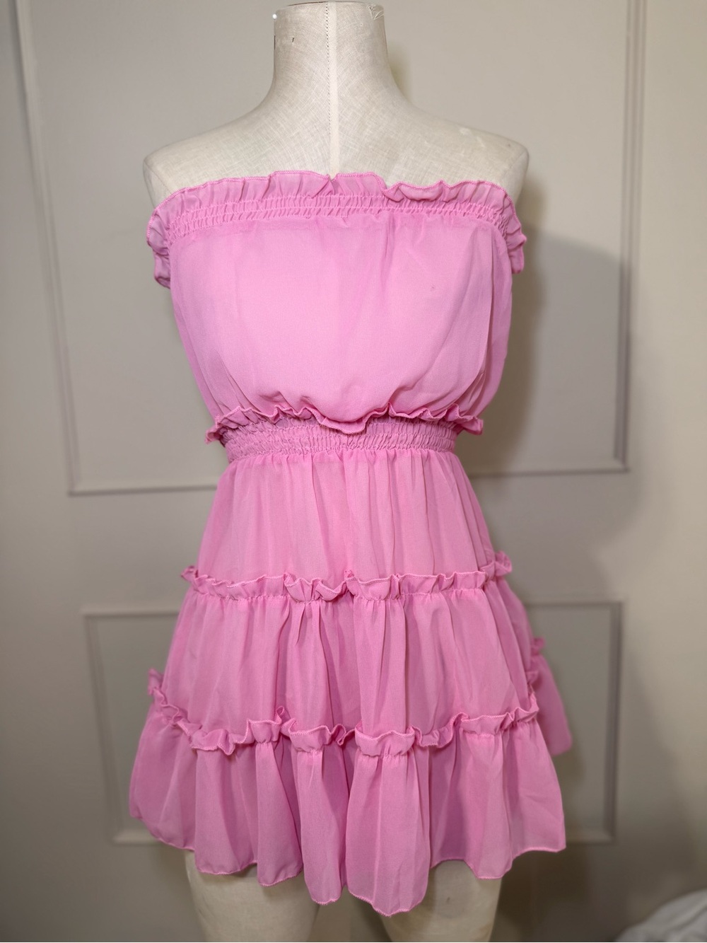 PrettyLittleThing Pink Strapless Ruffle Top Size 8